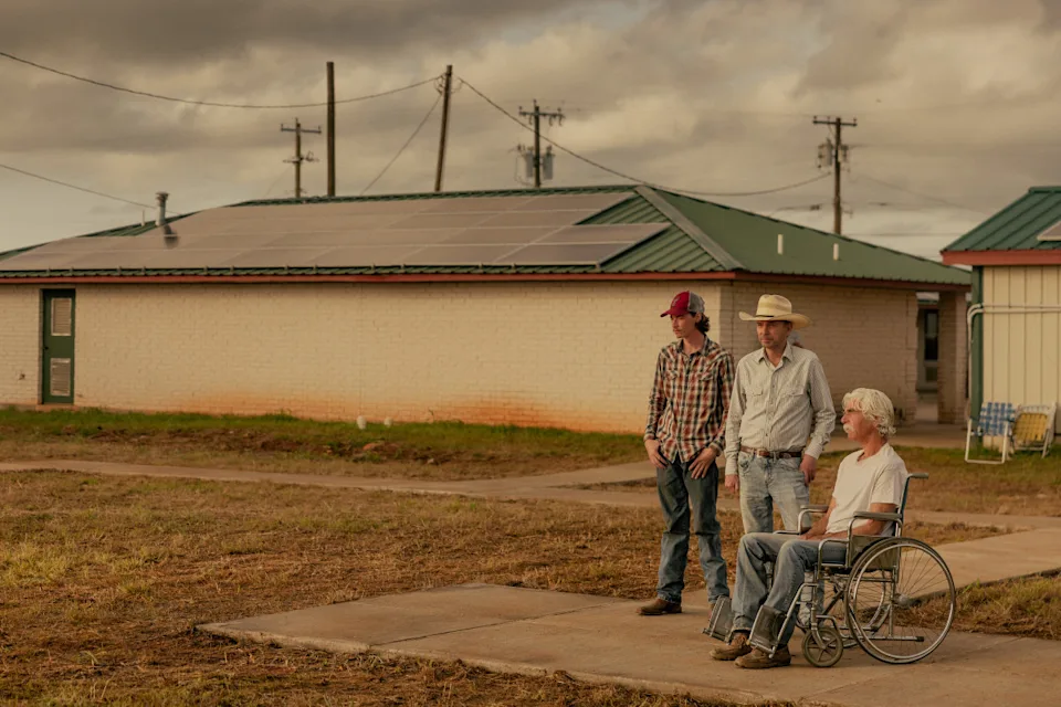 2 сезон 2 серия Землевладелец смотреть онлайн | Лэндмен